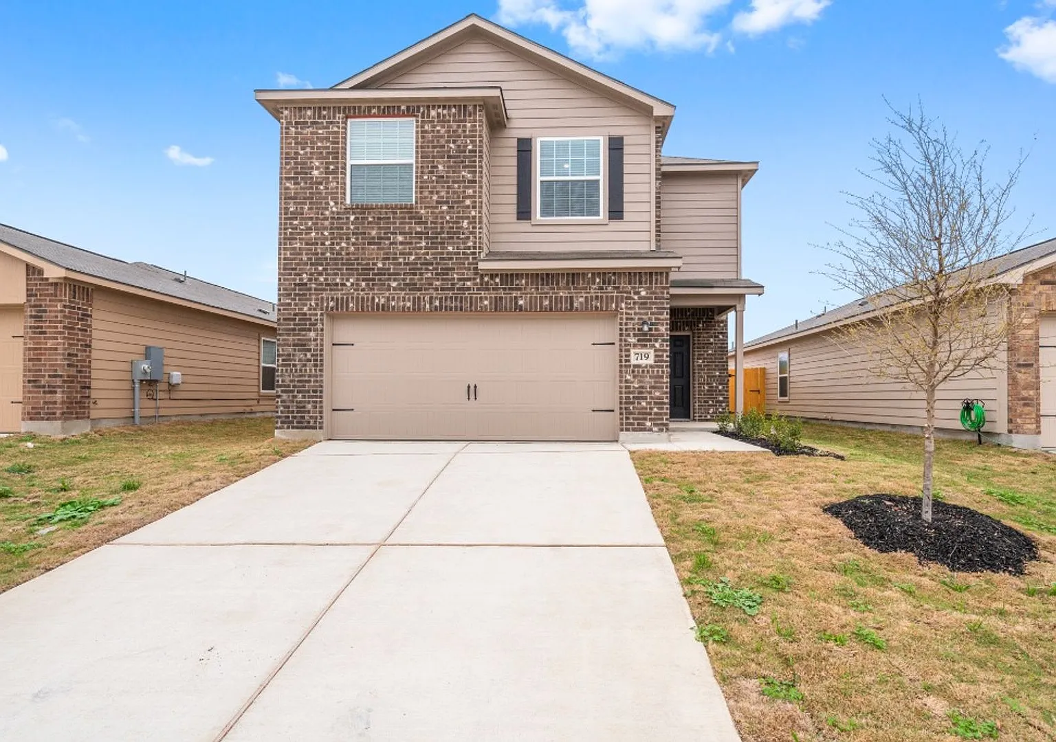 719 Wonderland Trail, New Braunfels, TX 78132 — Photo 1