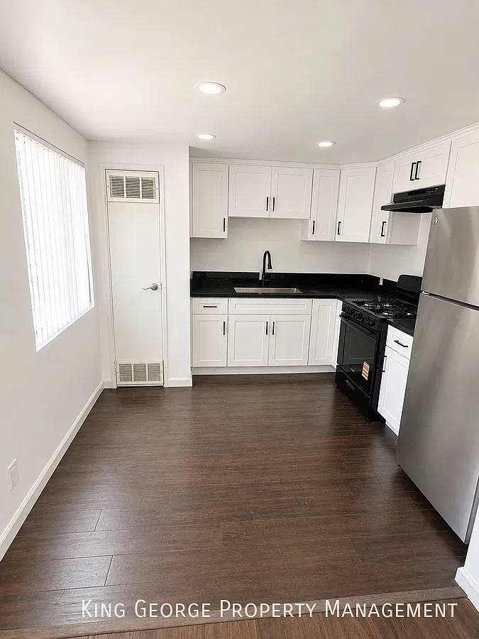 6448 Troost Avenue Unit 5, North Hollywood, CA 91606 — Photo 2