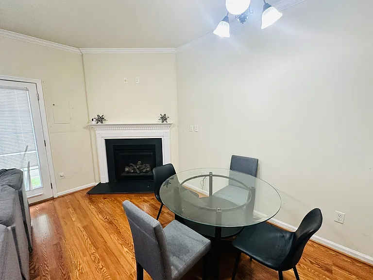 527 Settlement Ln — Photo 7