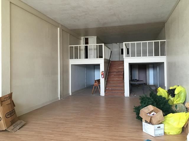 2nd image of 701 Messanie St