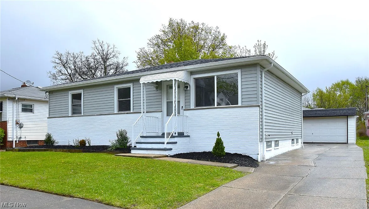 5661 Adams Ave photo 1
