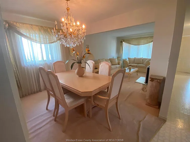 1087 Brookview Cres — Photo 18