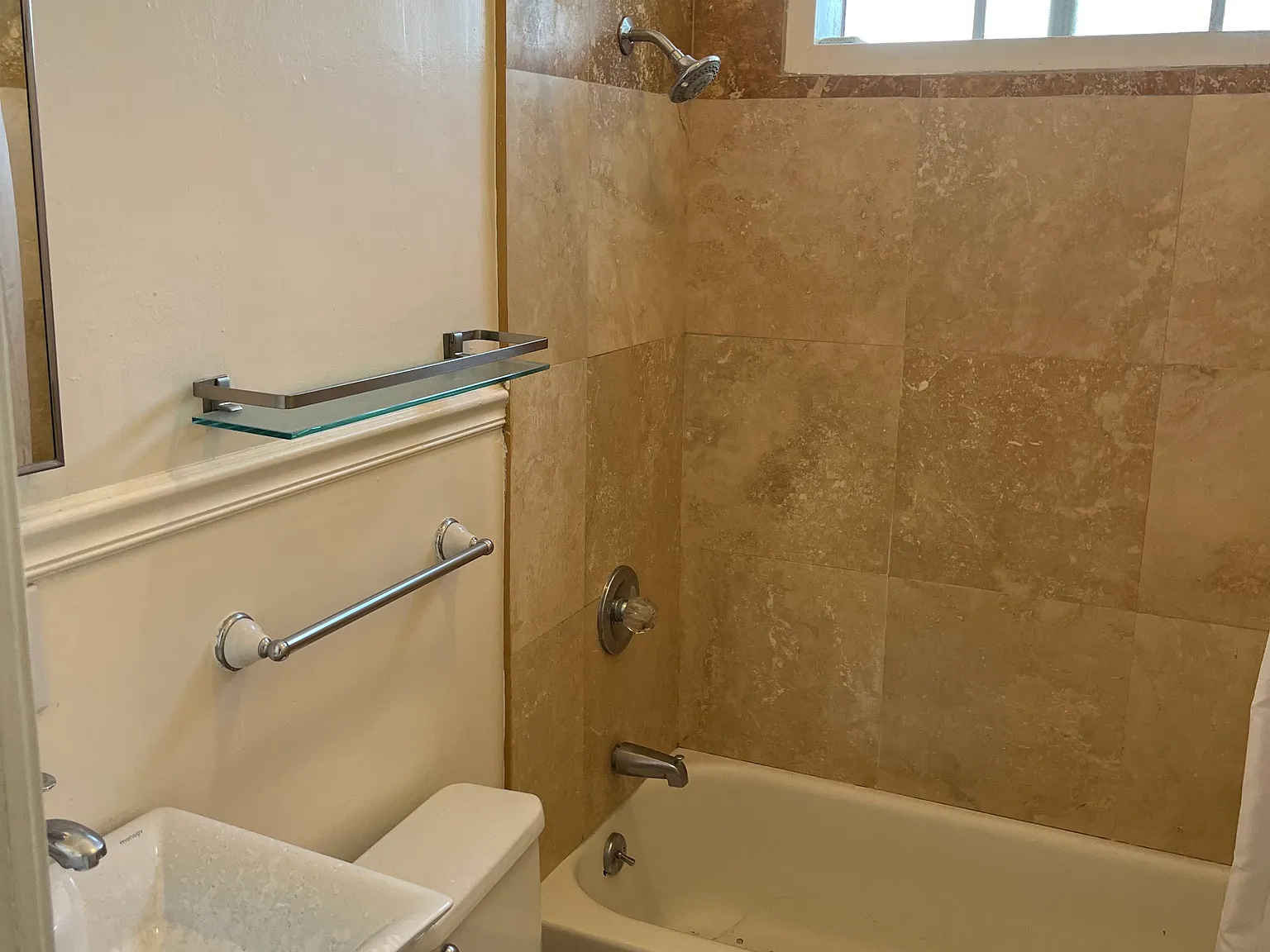 1 bed, $2,995 — Photo 4
