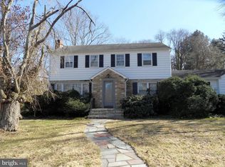 2 Radcliffe Rd, Yardley, PA 19067