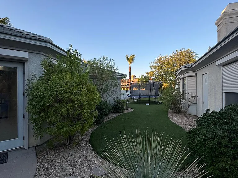 5 Chopin Ct — Photo 55