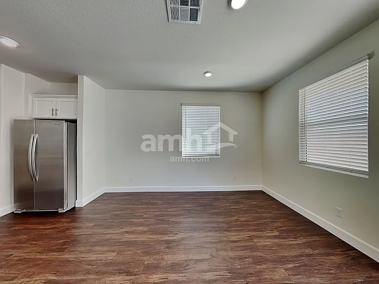 583 Lotus Land Ave — Photo 5