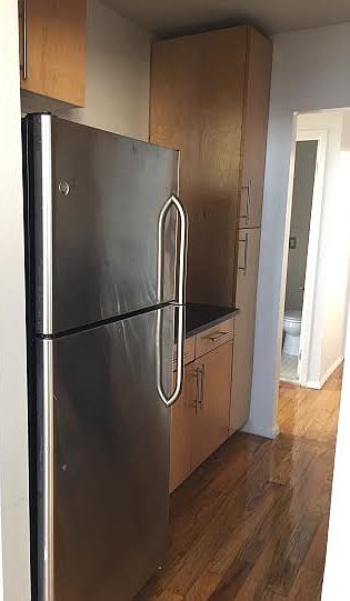 1st image of 3136 Emmons Ave #6