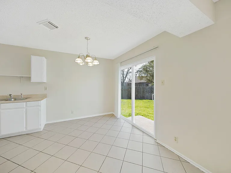 2010 Muddy Peak Dr — Photo 11
