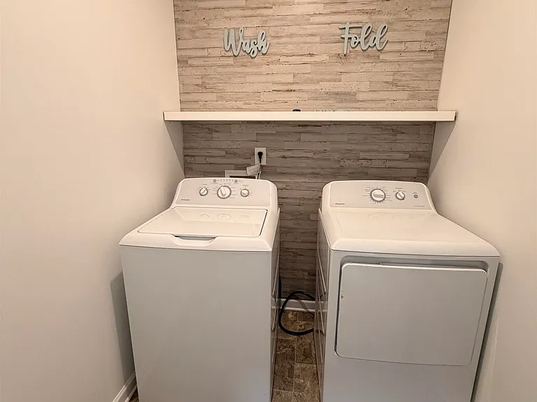 280 Lilly Dr — Photo 22