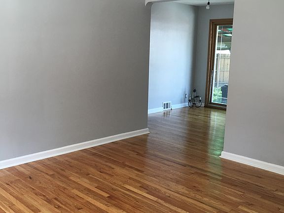 3rd image of 29208 Brody Ave