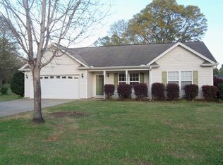 747 Grace Valley Rd, Inman, SC 29349