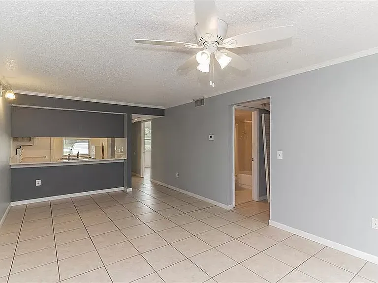 5005 Terrace Palms Cir #102 — Photo 4