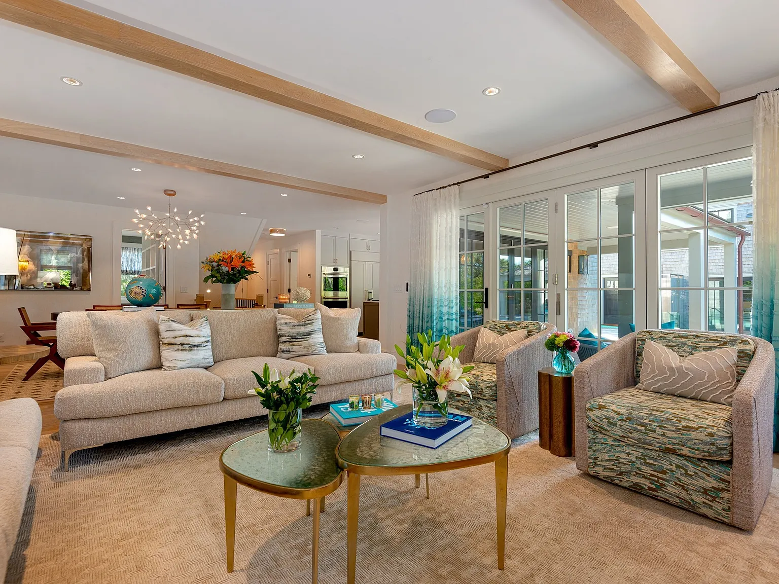 6 bed, 8.0 bath, 4228 sqft, $30,000 — Photo 4