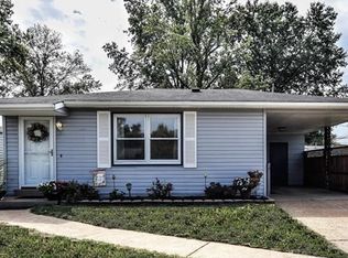 4052 Green Park Rd, Saint Louis, MO 63125