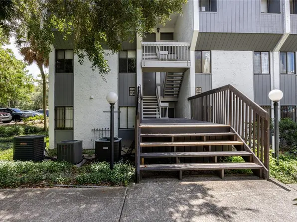 2630 SW 14th Dr, Gainesville, FL 32608