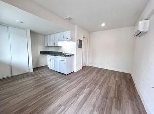 5745 Willowcrest Ave #6, North Hollywood, CA 91601