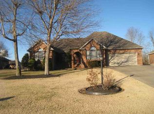 185 Stonecreek Pl, Paducah, KY 42003
