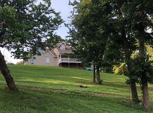 3040 Cherokee Dr, Morristown, TN 37814