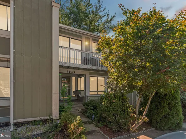 18477 Stone Hollow Dr, Germantown, MD 20874