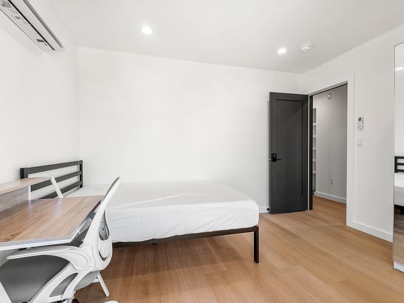 2nd image of 2741 Dwight Way APT B