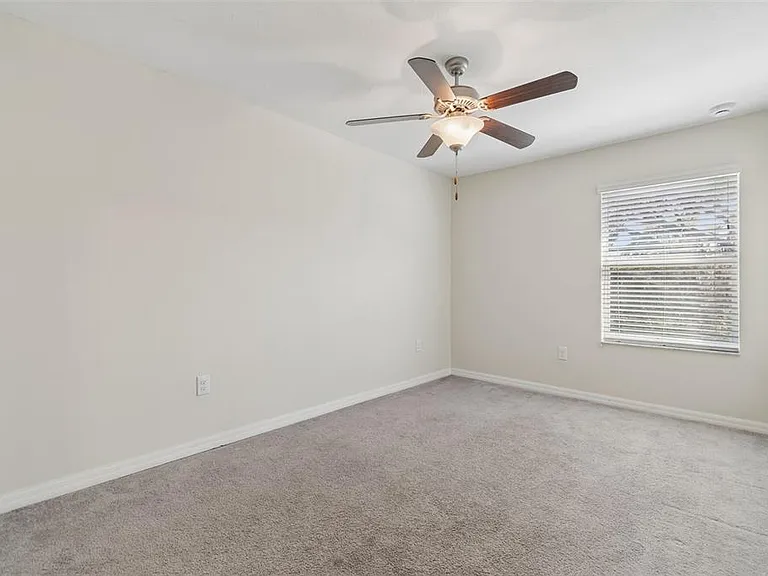 10687 Lake Montauk Dr — Photo 35