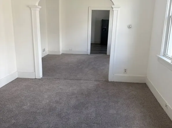 904 Clinton St, Buffalo, NY 14210