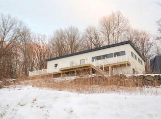 5502 Mahocker Rd, Mazomanie, WI 53560