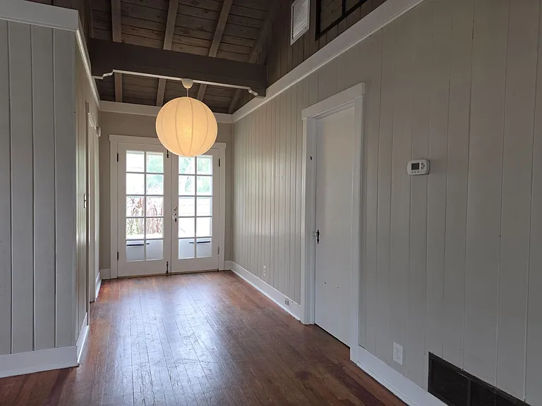 747 Maryland Ave — Photo 10