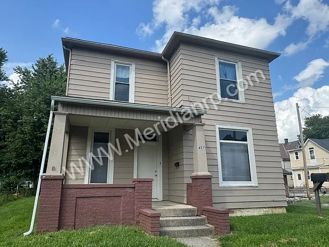 457 Nussbaum Ave #1