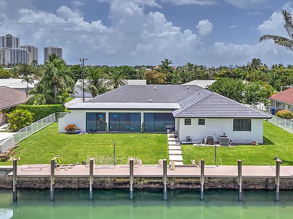 2nd image of 1170 Fairview Lane