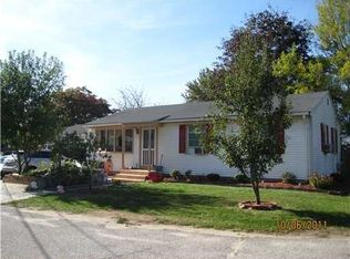 25 Marilyn Dr, North Providence, RI 02904