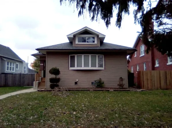 206 S 20th Ave, Maywood, IL 60153