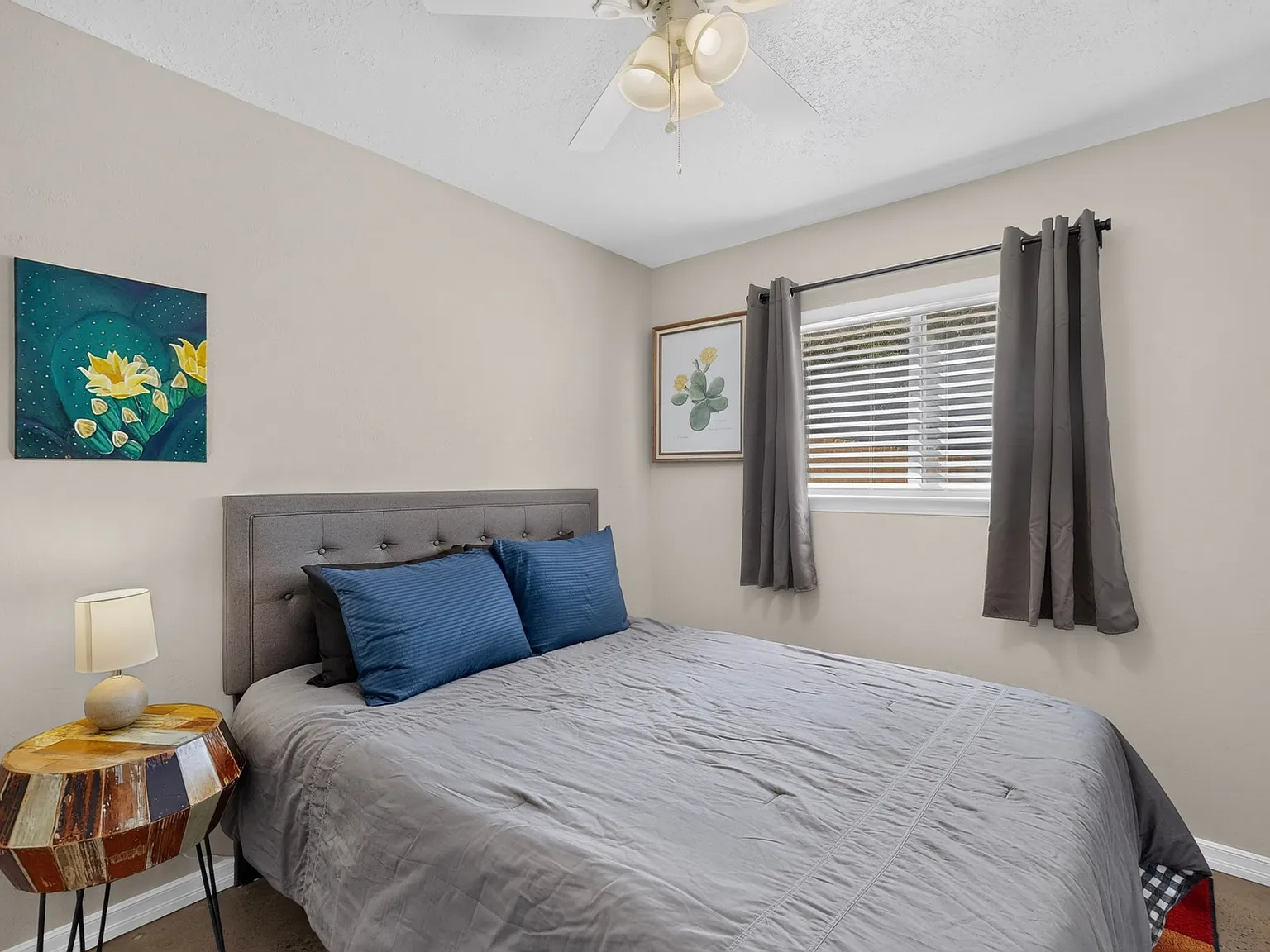 2 bed, 800 sqft, $2,000 — Photo 3