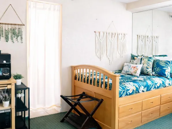 444 Kanekapolei St #407, Honolulu, HI 96815