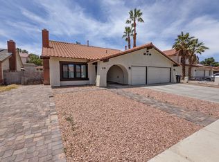 331 Esquina Dr, Henderson, NV 89014
