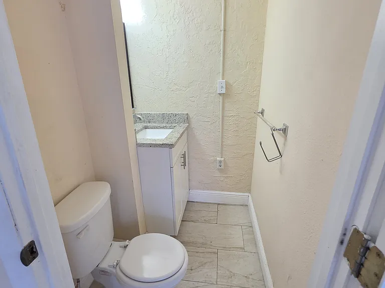 7730 Greybirch Ter — Photo 19