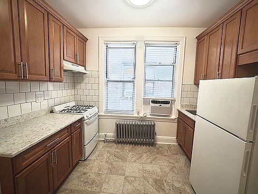 1st image of 3429 43rd St APT 3F