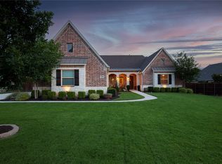 8704 Stewart Dr, North Richland Hills, TX 76182