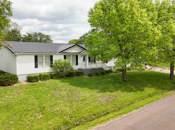 501 E Walker St, Marceline, MO 64658