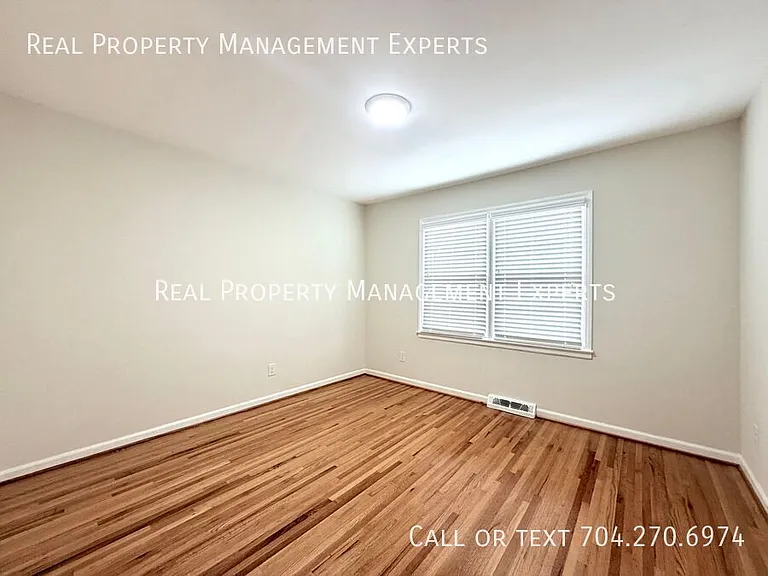 4017 Tamerlane — Photo 15