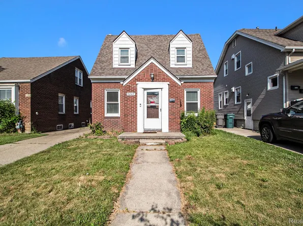 6847 Yinger Ave, Dearborn, MI 48126
