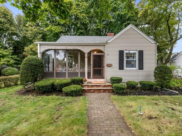 67 Ellsworth Rd, Peabody, MA 01960