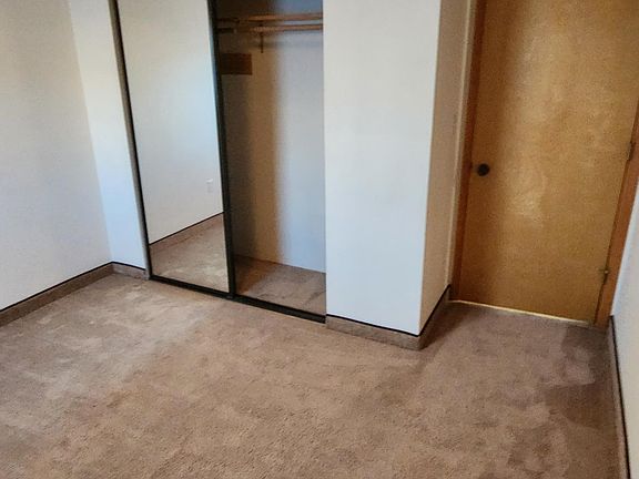 4th image of 604 2nd St APT 6