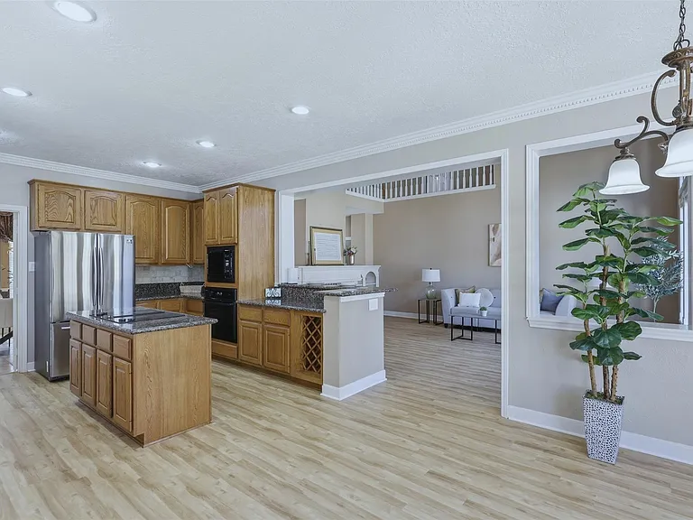 19822 Emerald Springs Dr — Photo 11