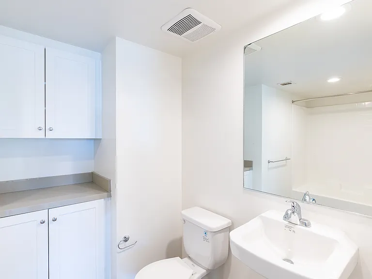 Chase St Apartments — Photo 2