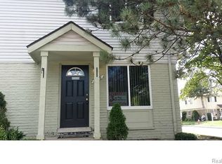 2140 Orchard Crest St, Shelby Township, MI 48317