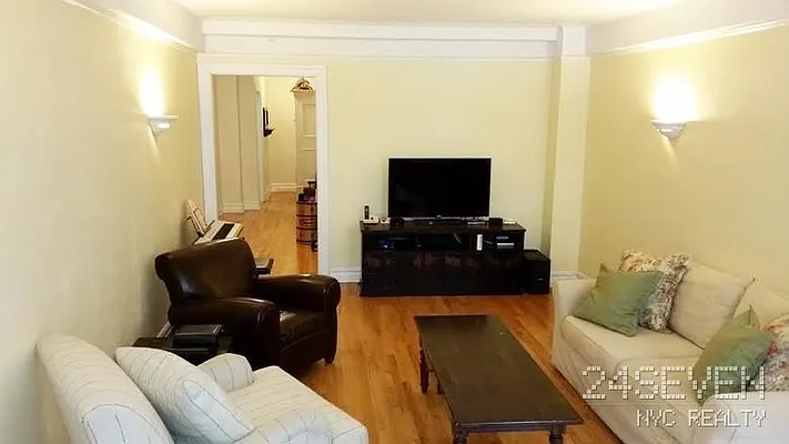 Rented by 24 7 NYC Realty Inc. | media 44