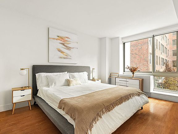 4th image of 242 E 25th St APT 3A