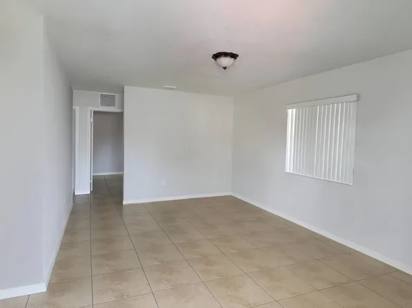 3372 SW 24th St, Miami, FL 33145