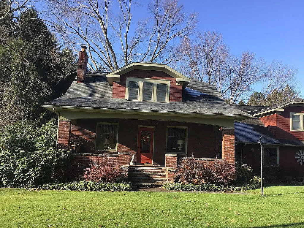 415 Mercer Rd photo 1